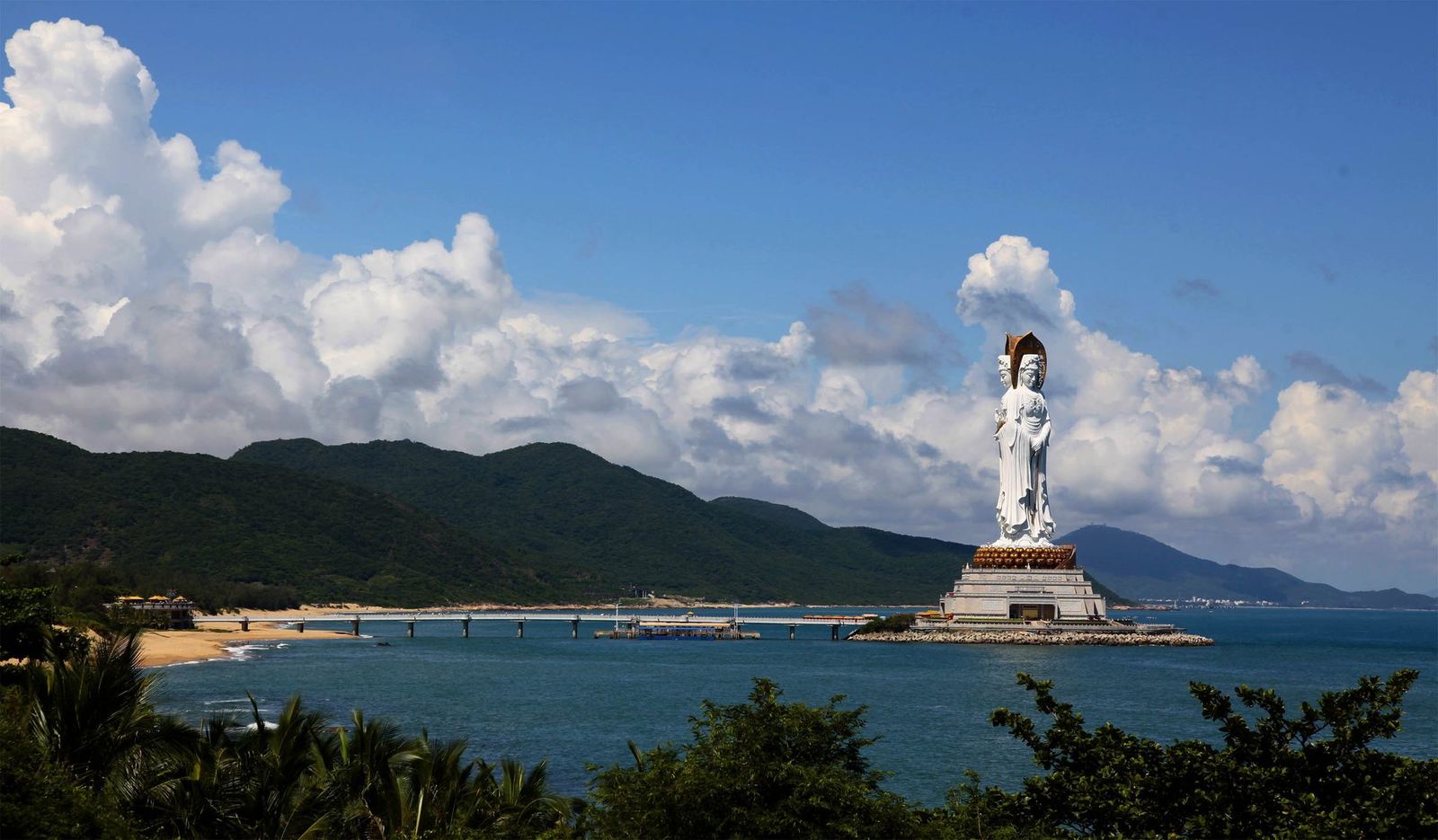 Hainan Tropical Paradise